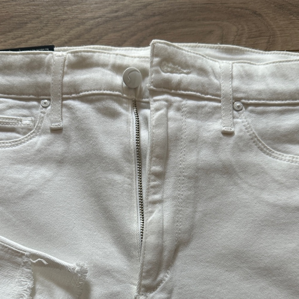 Women's White Jeans - Picture 3 of 7
